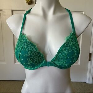 Victoria’s Secret push up bra